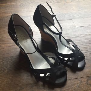 🌈Ann Taylor Loft Carmella Wedges